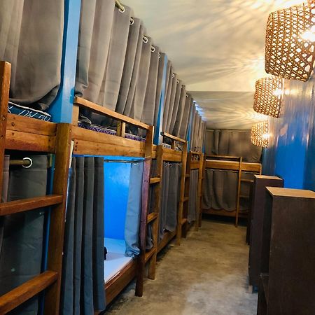Jaydy Hostel جنرال لونا المظهر الخارجي الصورة