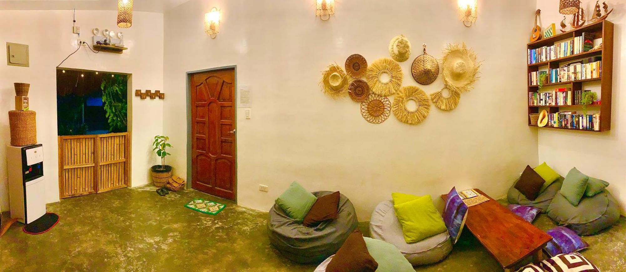 Jaydy Hostel جنرال لونا المظهر الخارجي الصورة